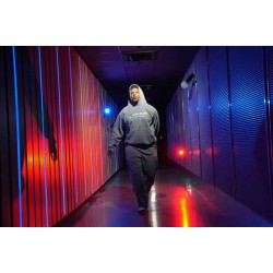 Kyle Lowry siger farvel til Raptors, hans trøje nr. 7 for evigt i Toronto. Kyle Lowry siger farvel til Raptors, hans trøje nr. 7 for evigt i Toronto.